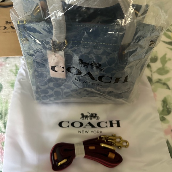 Selling new denim coach tote - Picture 3 of 14